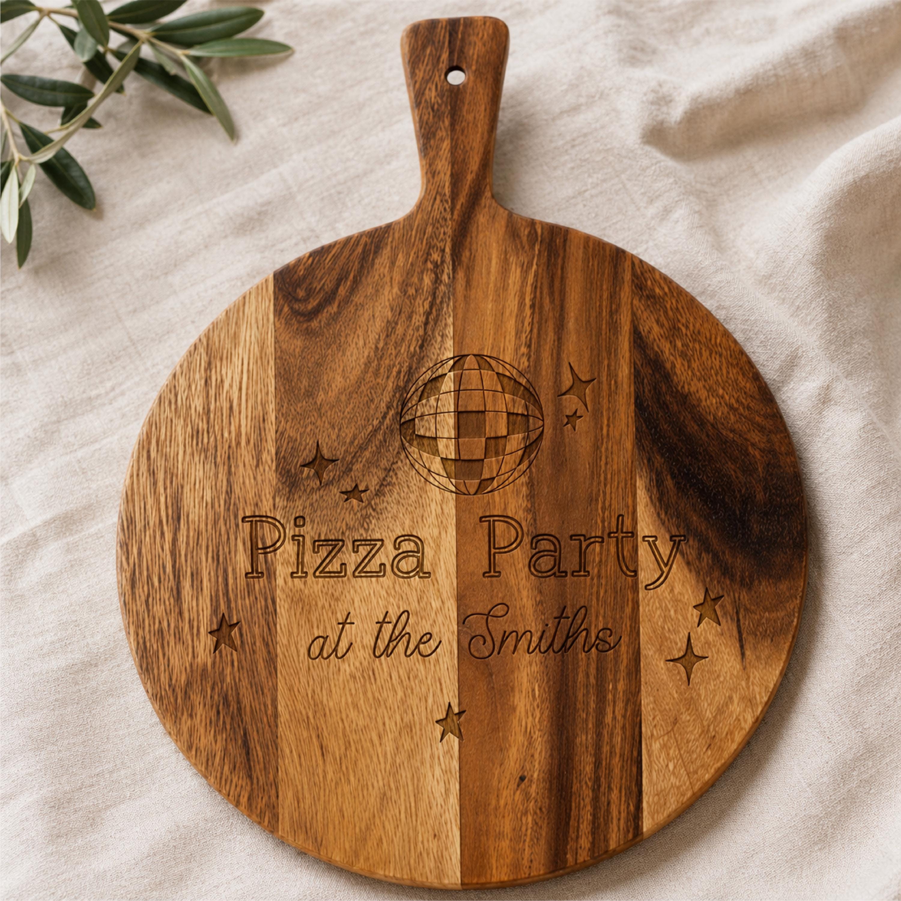 Personalised Acacia Pizza Party Pizza Chopping Board